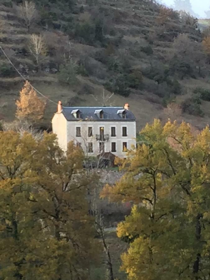Bed and Breakfast Aux Berges Du Coubisou Екстер'єр фото